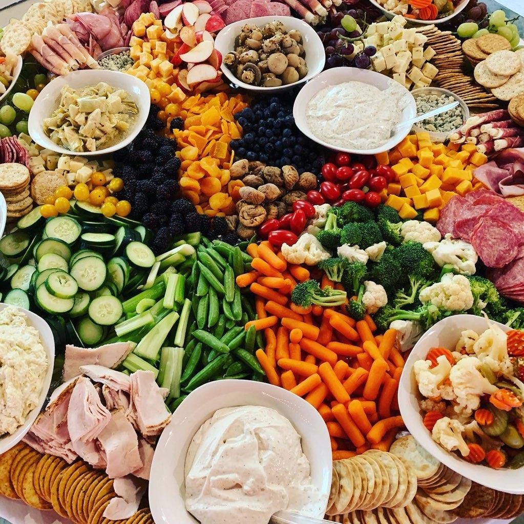 Catering in Lincoln City - tray with vegetables, meat, fruit, dips, and cheese 